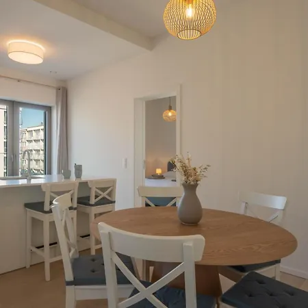 Bright 2br With Terrace For 5 오스텐드